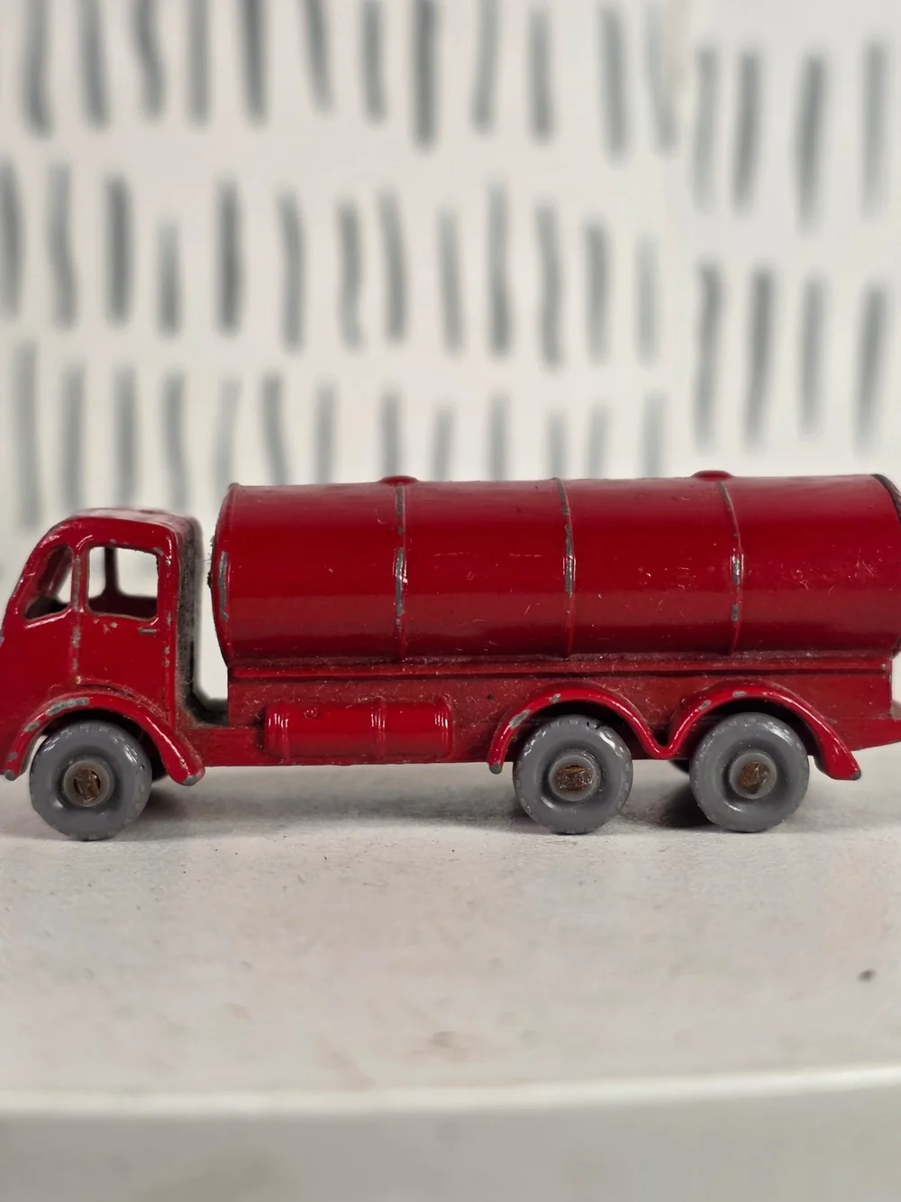 Vintage Matchbox 11b ERF Esso Tanker Lesney Made in England Grey Wheels